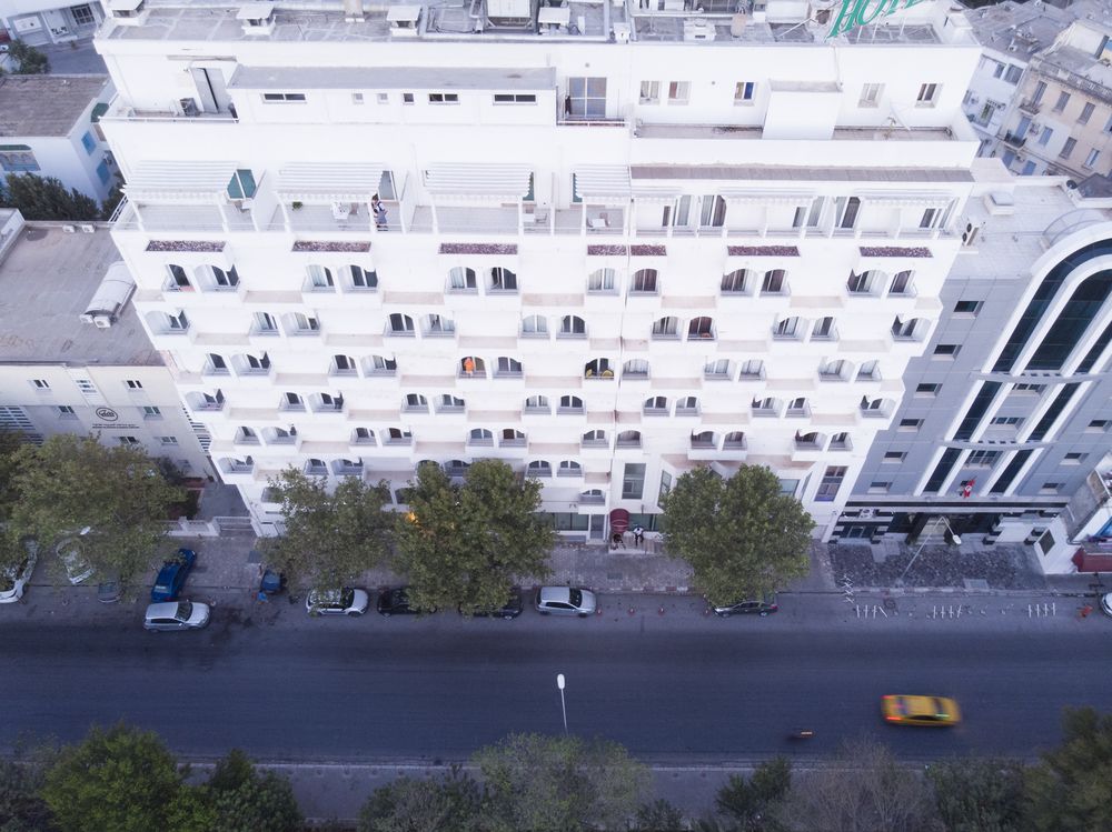 Ambassadeurs Hôtel