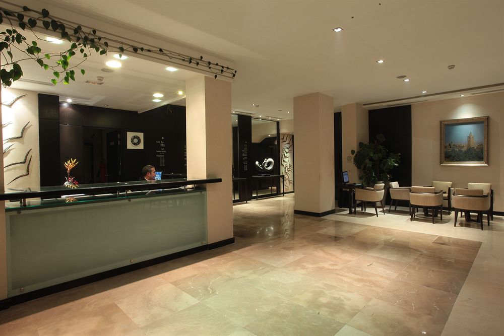 Ambassadeurs Hôtel