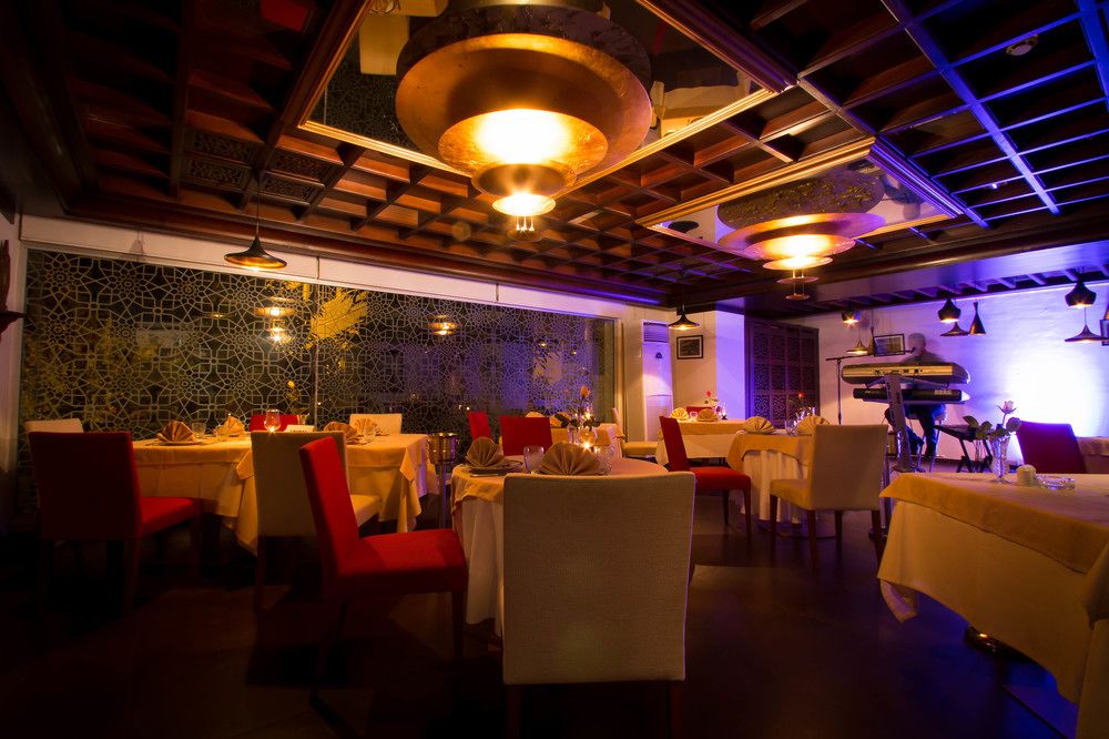 Golden Tulip El Mechtel