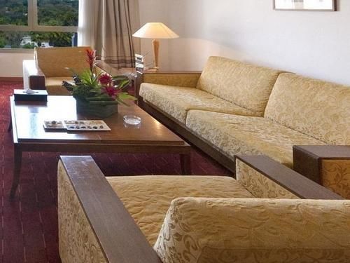 Golden Tulip El Mechtel