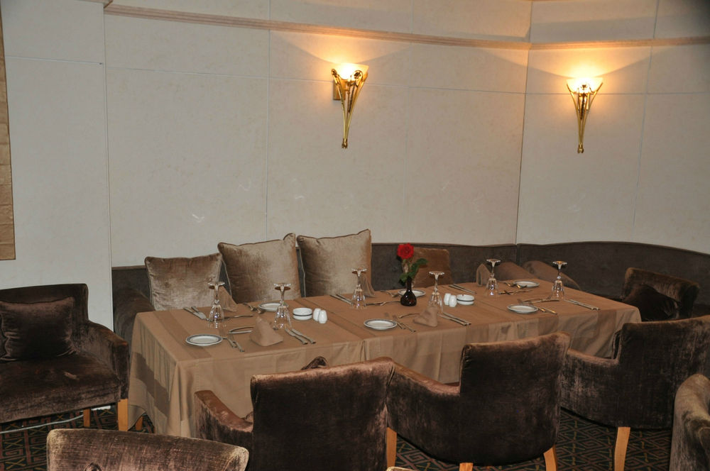 Le Palace Hotel