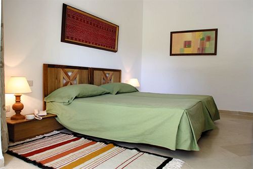 Les Orangers Beach Resort &  Bungalows