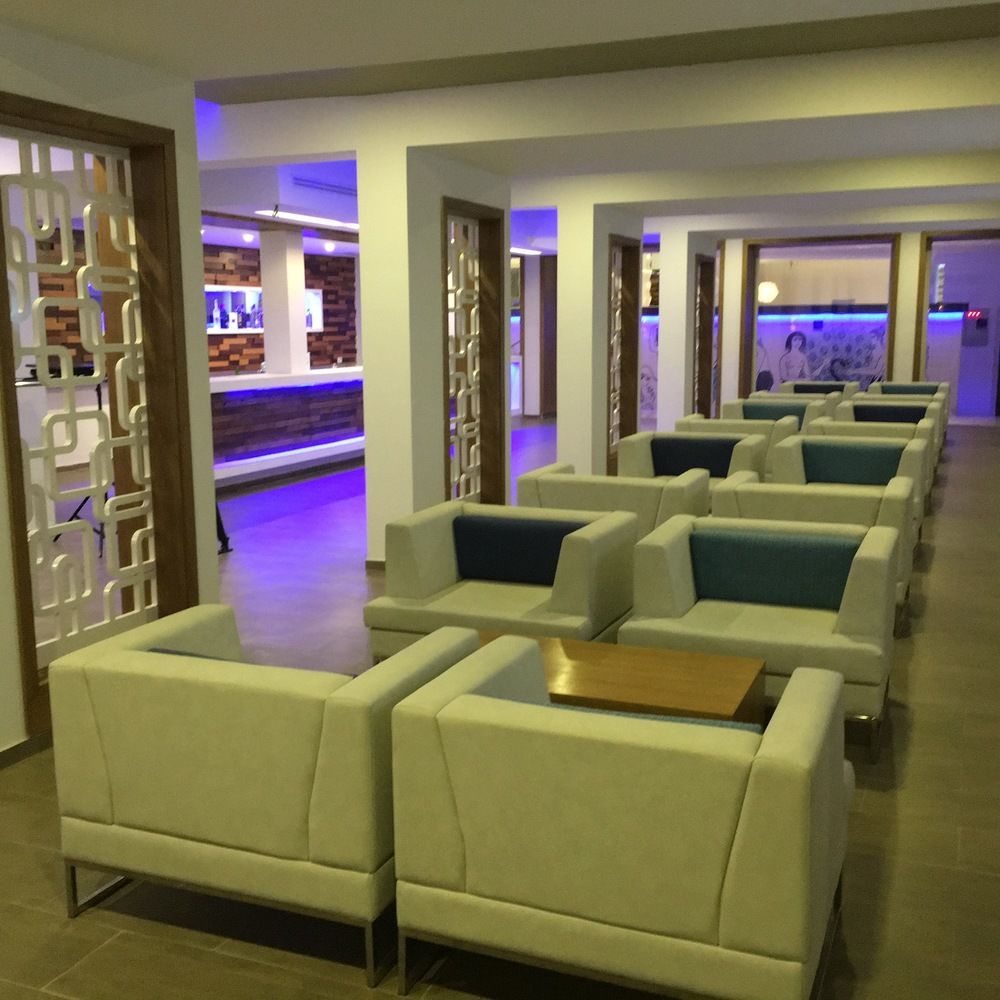 Les Palmiers Beach Holiday Village