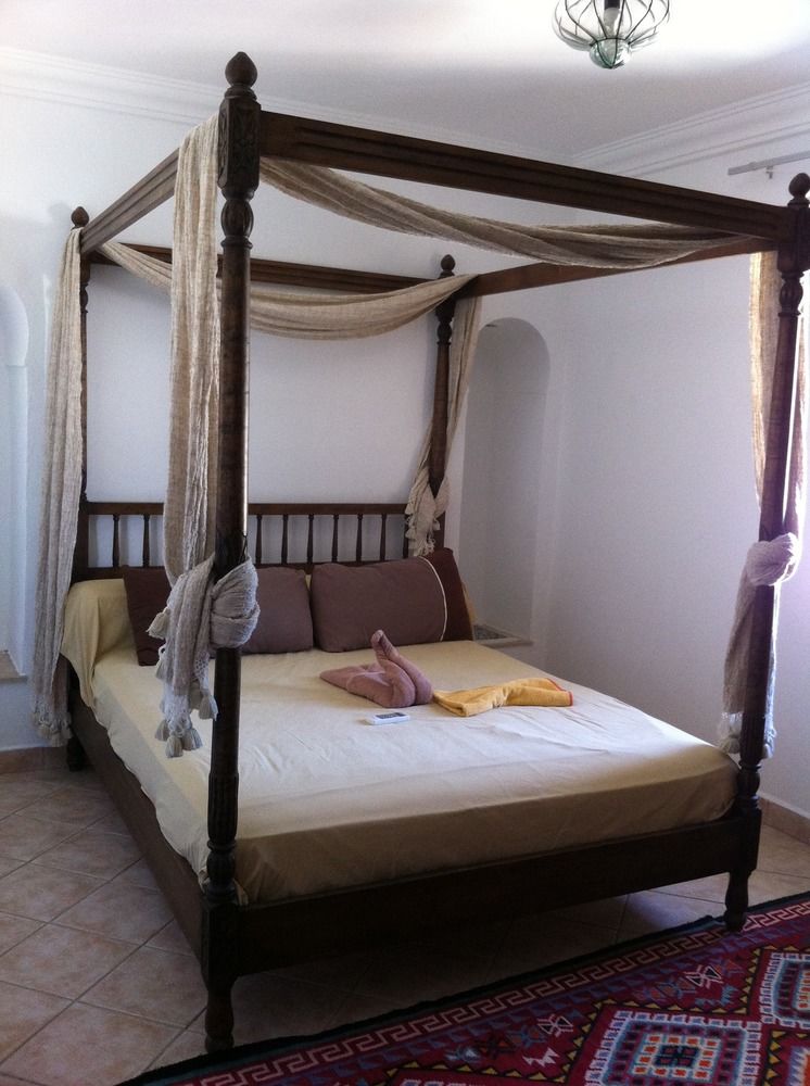 Maison Leila