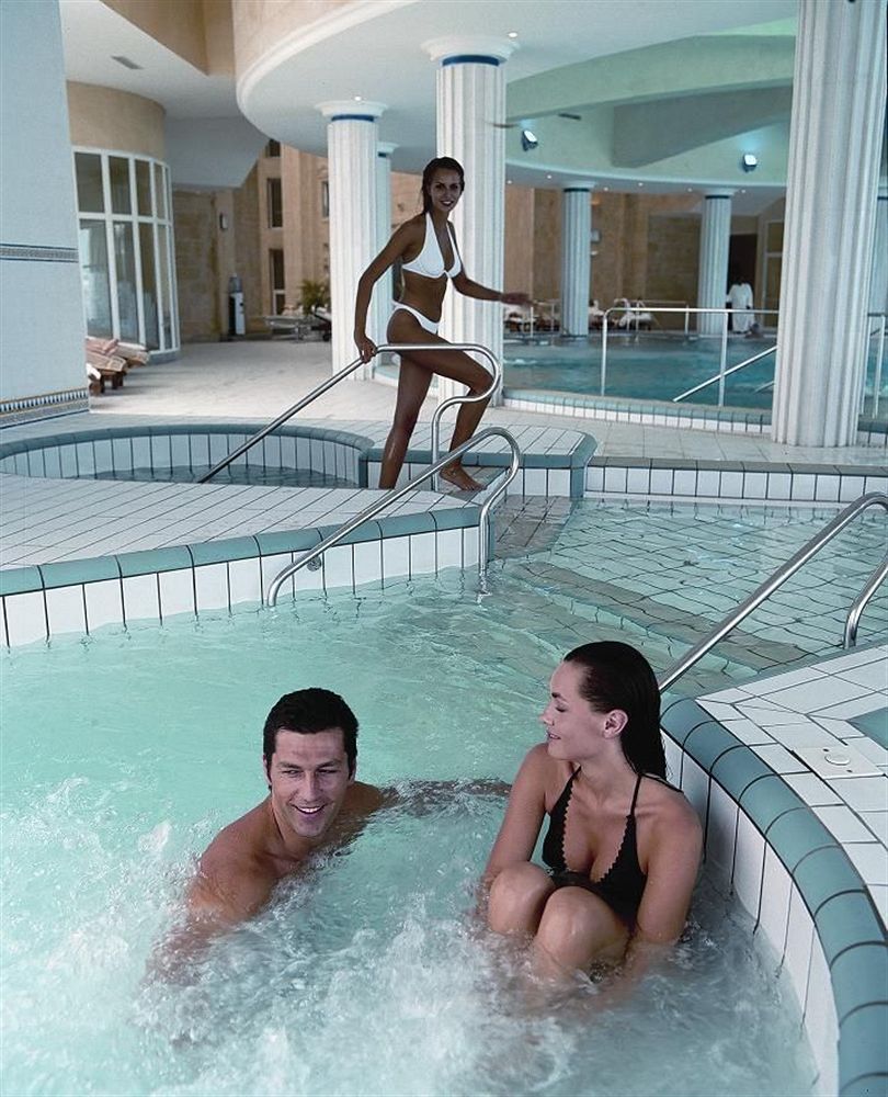Nahrawess Hotel & Spa Resort