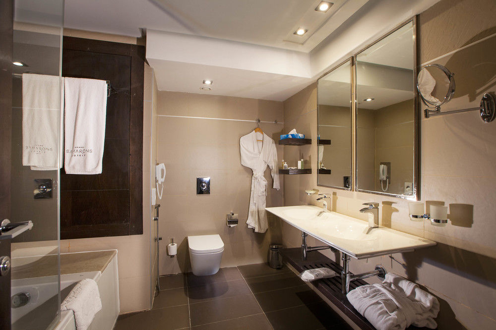 Samarons