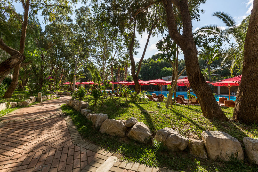 Shell Beach Hotel & Spa