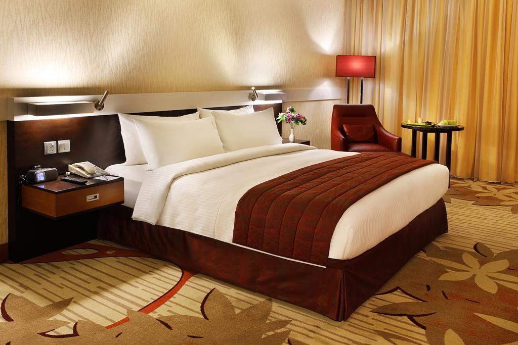 Excelsior Hotel Downtown